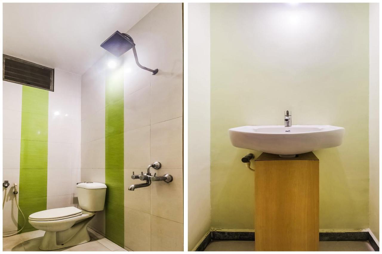 Oyo 70841 Hotel Anjali Residency Velur Kültér fotó